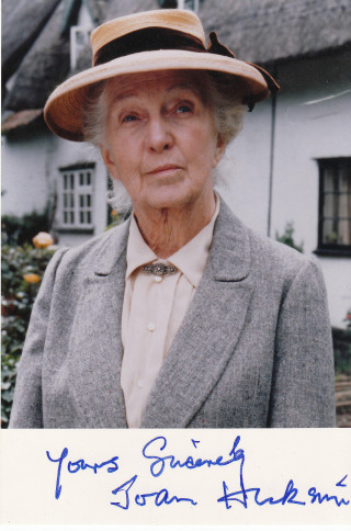 Joan Hickson playing the role of Miss Marple 