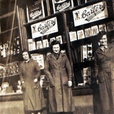 Local women who worked in Stacey Wood's store. One was related to the Gloziers. | Wivenhoe Memories Collection