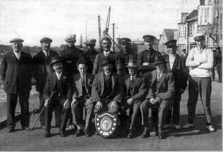 Wivenhoe Sailing Club 1925-26.