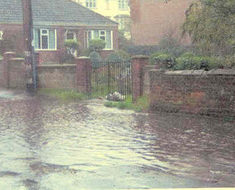 Flooding on Queens Road 2006 | QRRA