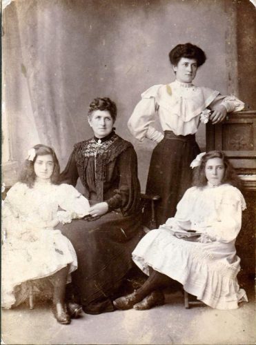 Shead, Gertrude & Family